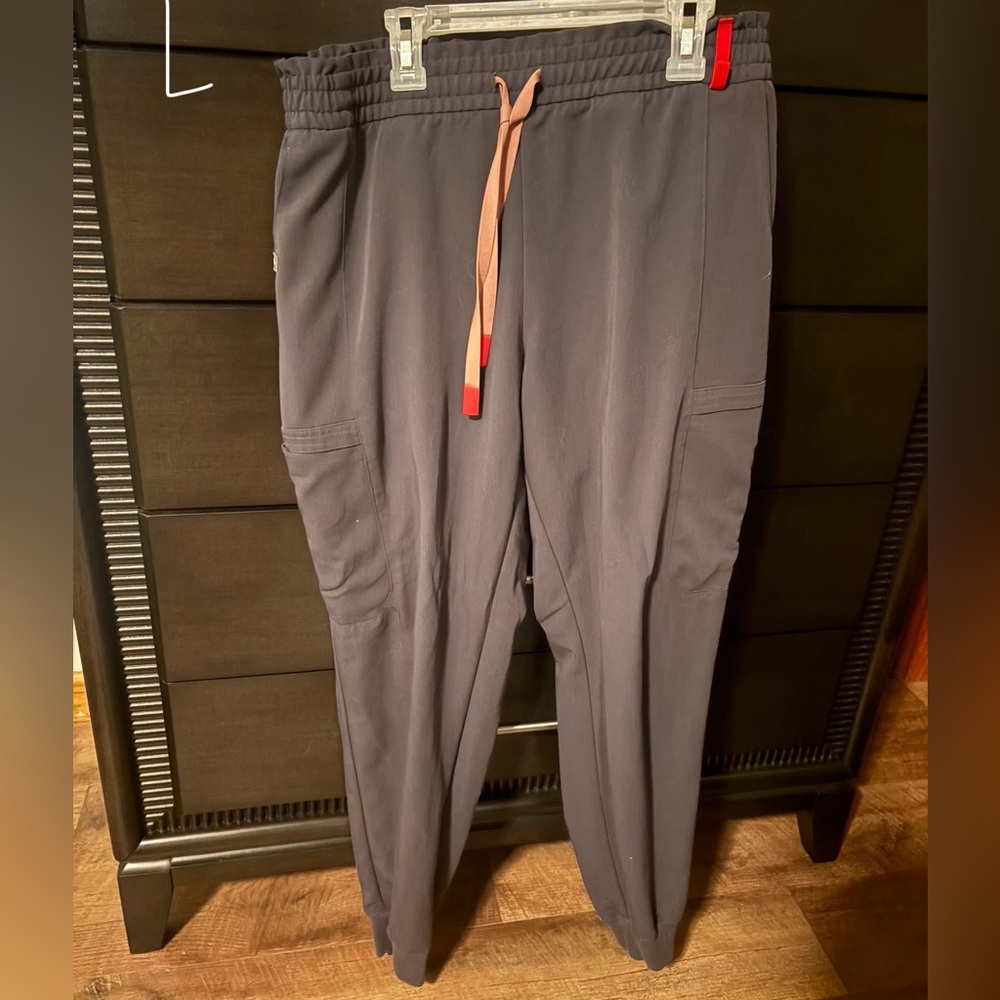 FIGS Charcoal Lesage - Jogger Scrub Pants